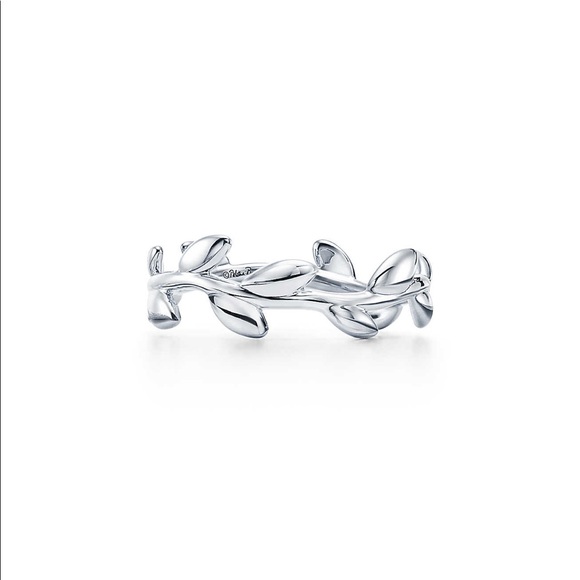 Tiffany & Co. Olive Leaf Ring - Picture 1 of 1